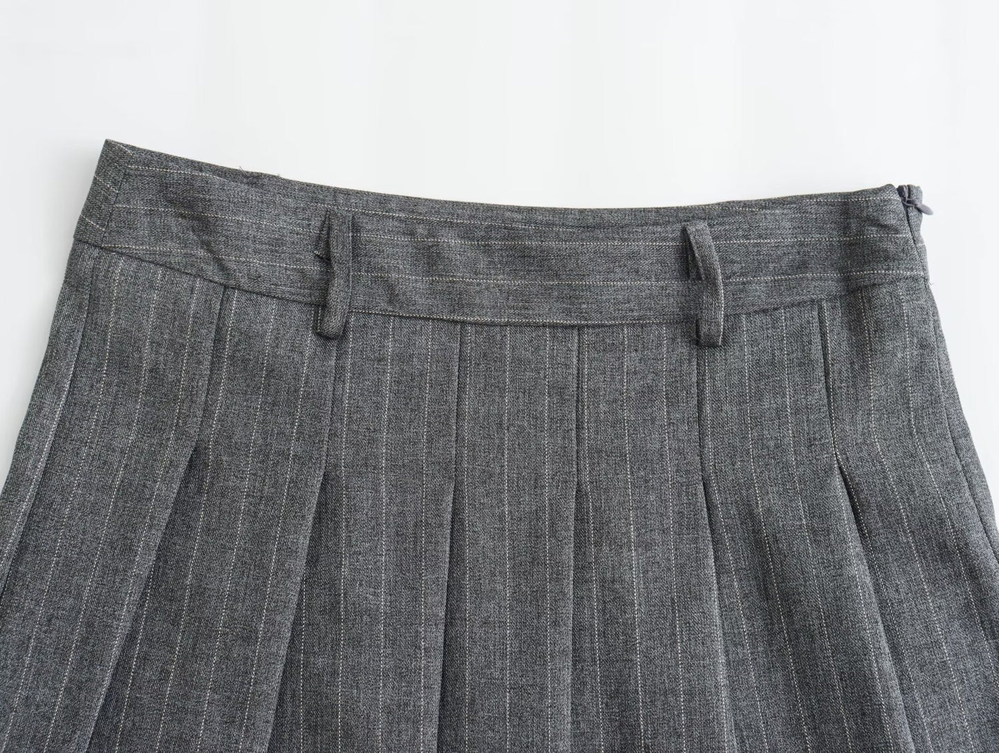 THE SHADE OF GRAY Skirt