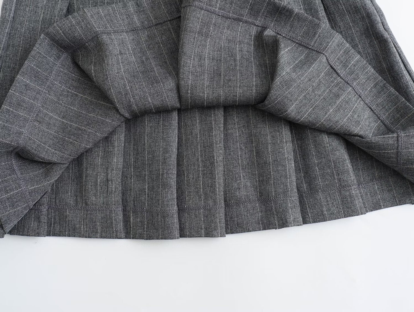 THE SHADE OF GRAY Skirt