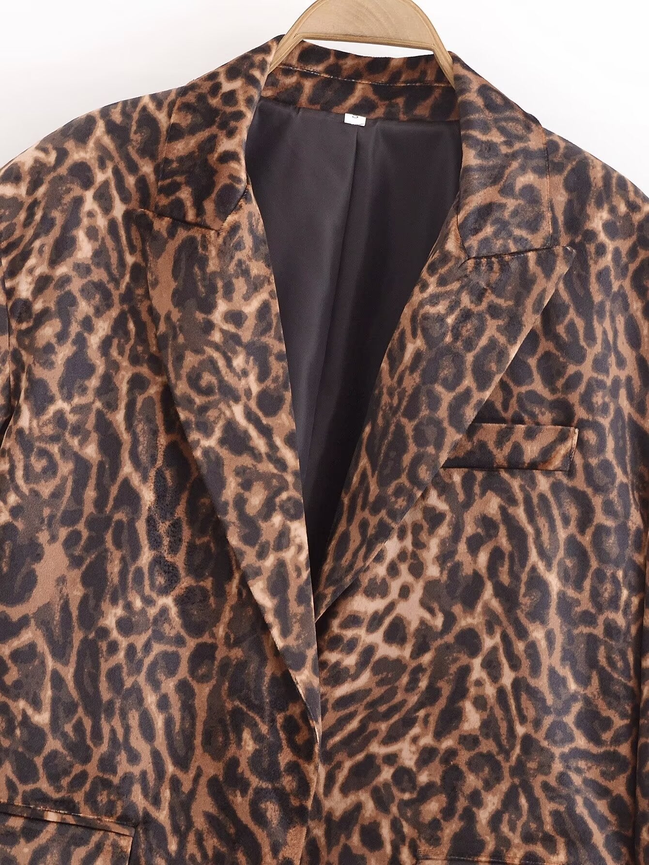 THE VELVET ANIMAL PRINT Jacket