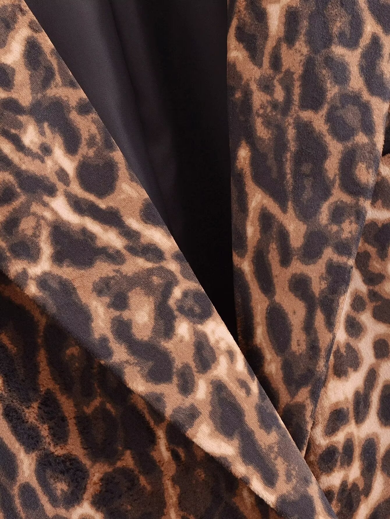 THE VELVET ANIMAL PRINT Jacket