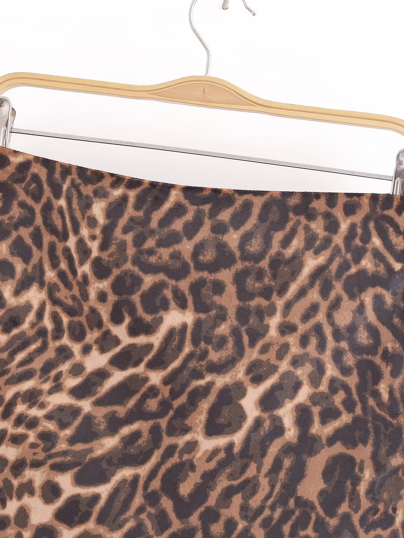 THE VELVET ANIMAL PRINT Skirt