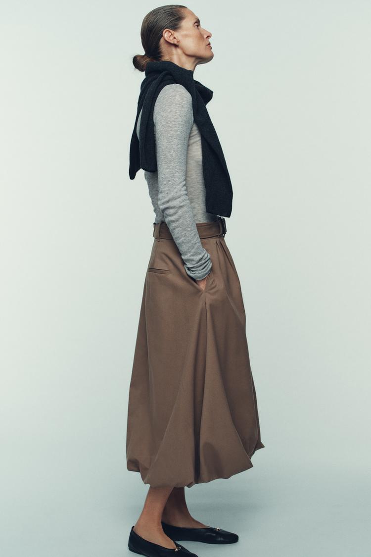 a MORGAN Balloon Skirt Midi Belted