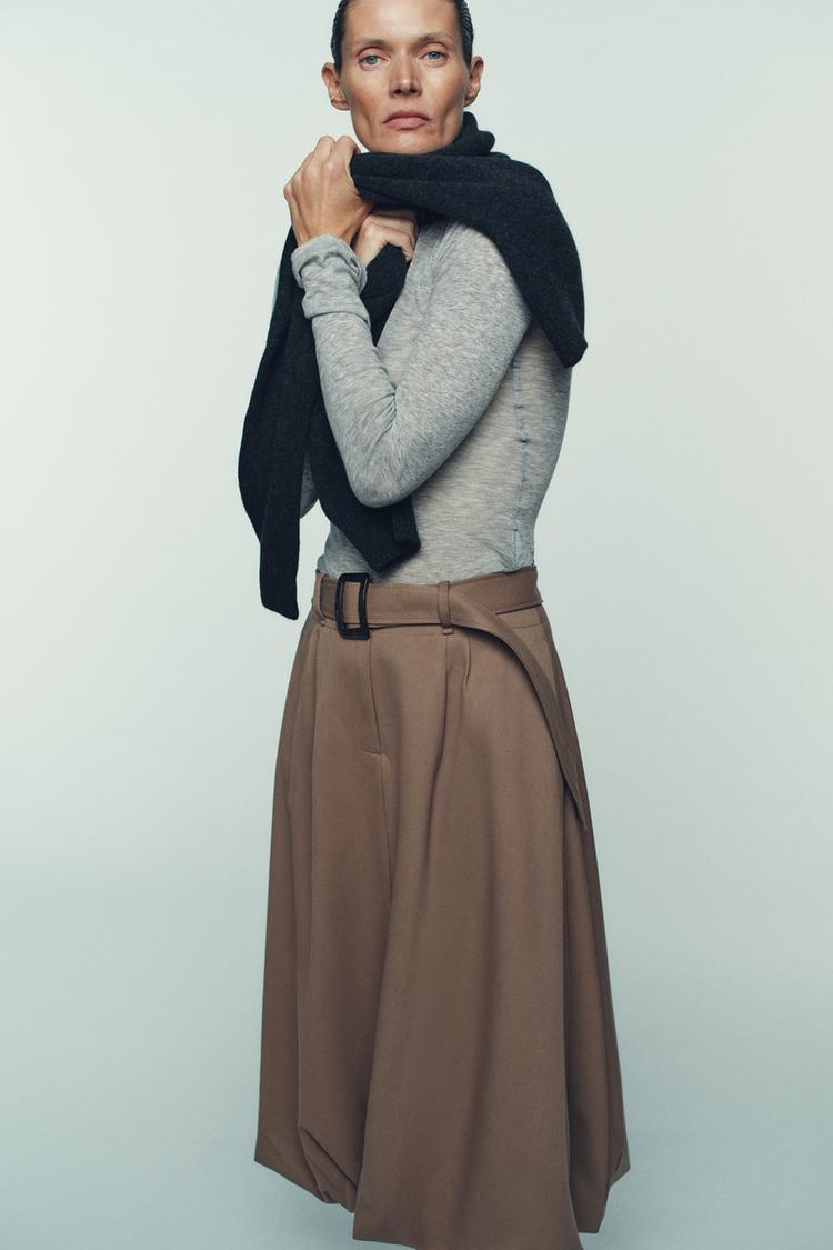 a MORGAN Balloon Skirt Midi Belted