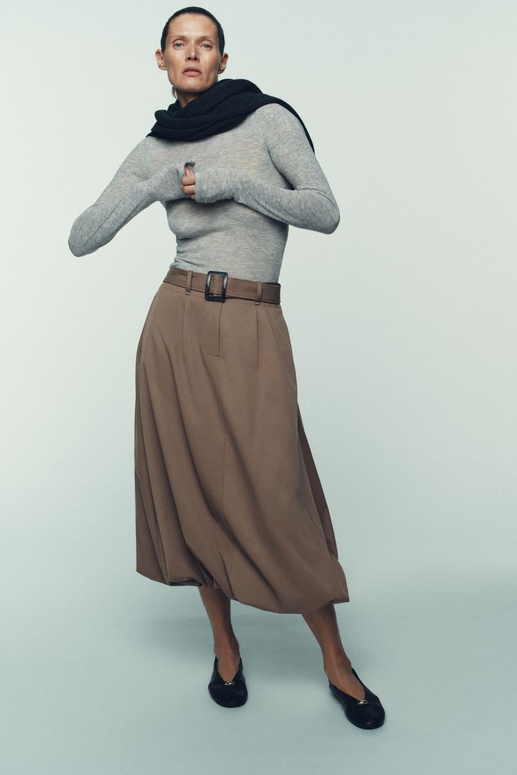 a MORGAN Balloon Skirt Midi Belted