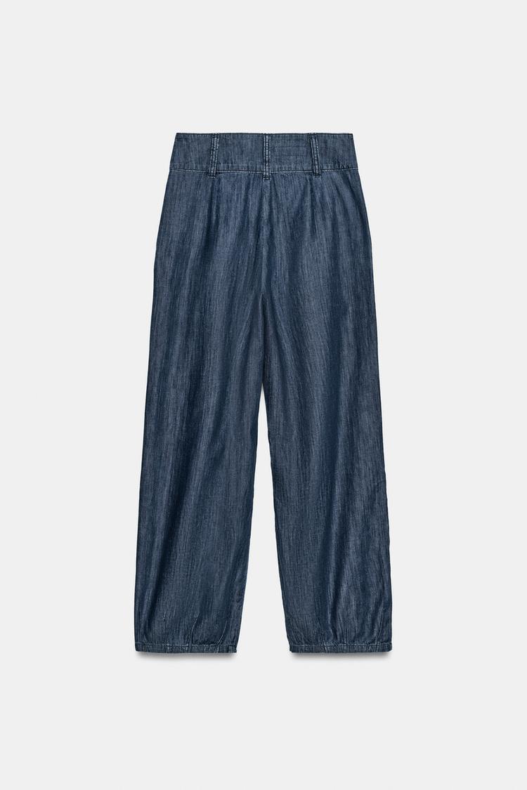 a GIGI Pleated pants