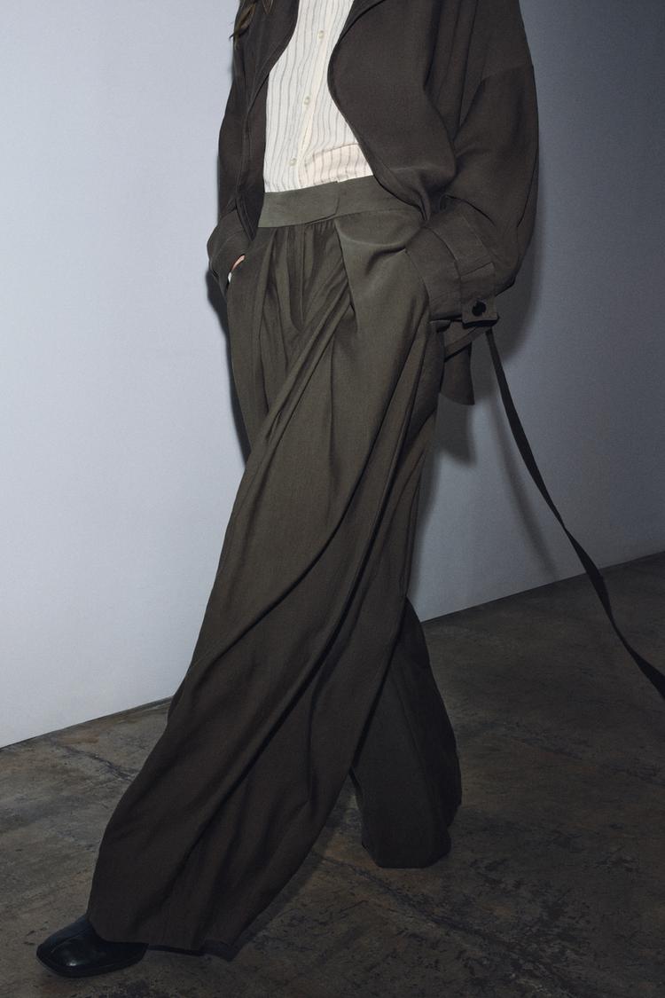 A IRINA  Front Pleat Trousers