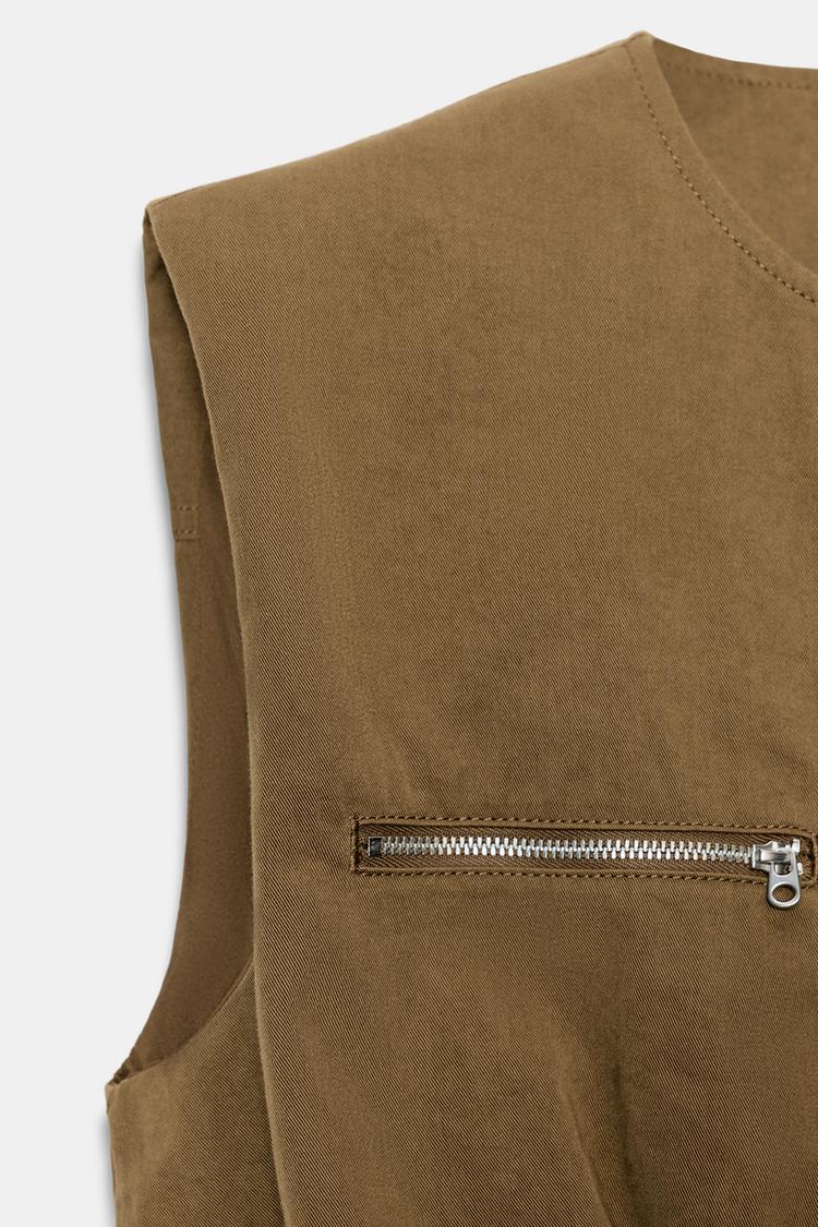 A LARA Puffer Vest with Zippers