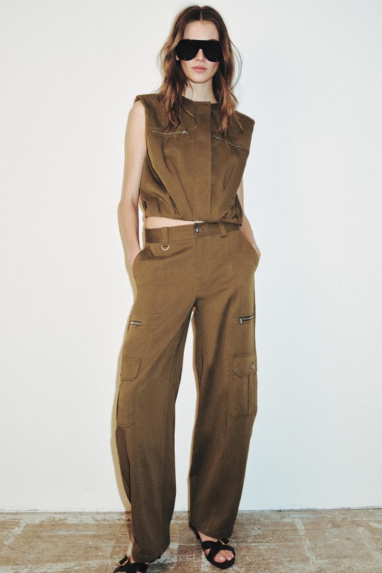 A LARA Puffer Vest with Zippers