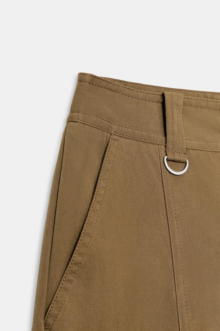 A LARA Barrel Cargo Pocket Pants