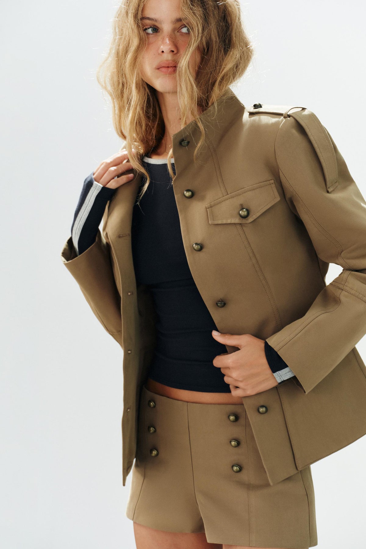 a AMELIE FITTED POCKET JACKET