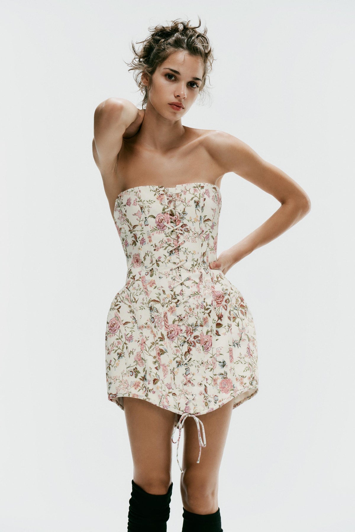 a ZOE FLORAL PRINT OFF-THE-SHOULDER DRESS